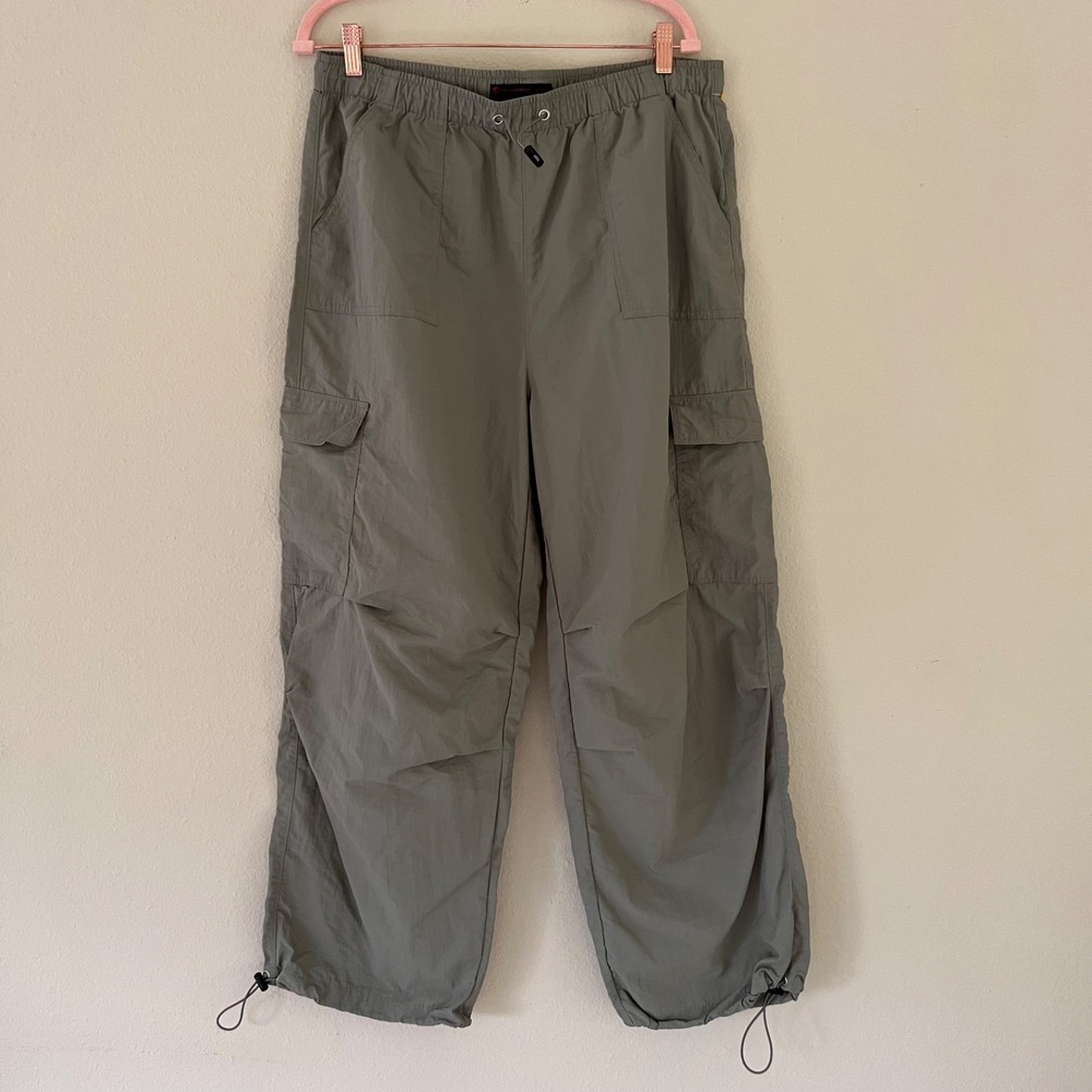 No Boundaries Nylon Cargo Parachute Pants Green Wide Leg Toggle XL Gorpcore Y2K